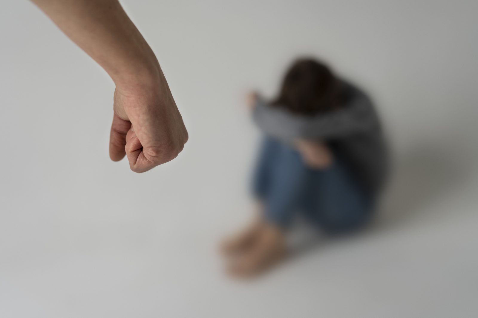 non-explicit-image-child-abuse 3